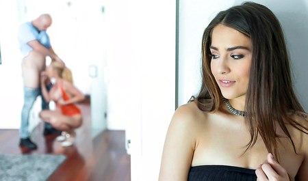 The chick invited her friend and together with her mother arranged a group porn with him