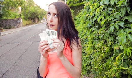 Tourist seduces local girl for sex in the bushes with decent money