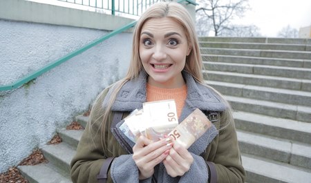 Russian tourist had a good fuck in Prague with a pickup artist for money