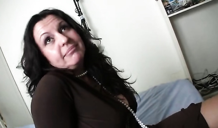 Mature spanish woman fucks a guy