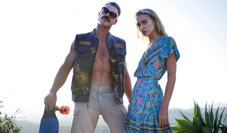 The brutal jock is full of spiritual tenderness and therefore enjoys the charms of a young girl in the fresh air