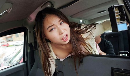 Asian woman pays taxi driver with her beautiful body