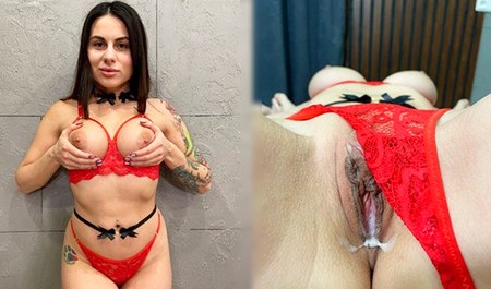 A neighbor came to visit and talked me into having sex in red underwear