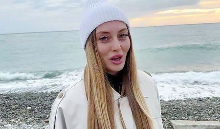 In the city of Sochi you can always warm up with a woman or something else...